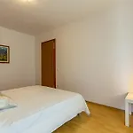 Alba *