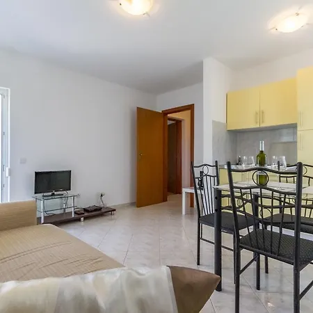 Alba Apartament Fažana