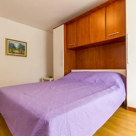 Alba Lejlighed Fažana