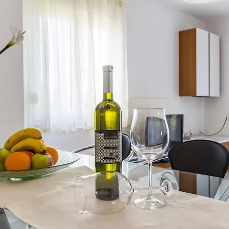Alba Apartment