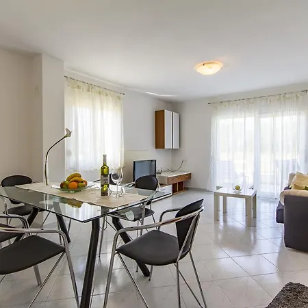 Apartment Alba