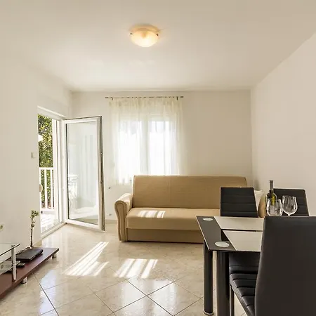 Alba Apartment