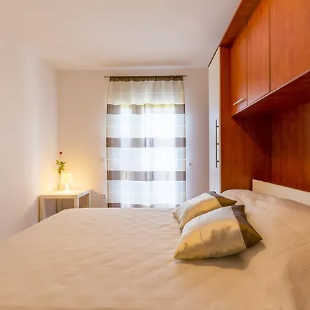 Alba Apartment